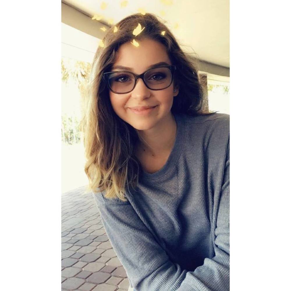 Meet your Posher, Nicole